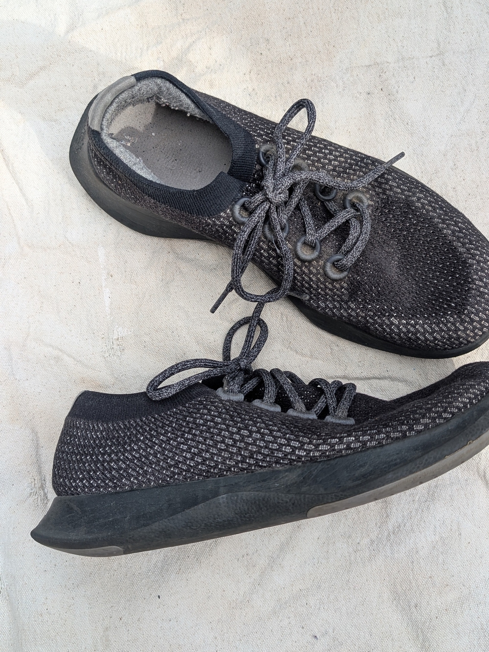 allbirds Black Knit Lace-Up Sneakers with Subtle Gray Weave